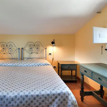 アグリトゥーリズモ ラ ジネストラ