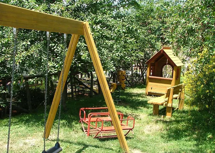 吉内斯特拉农场酒店 * 维克艾库塞